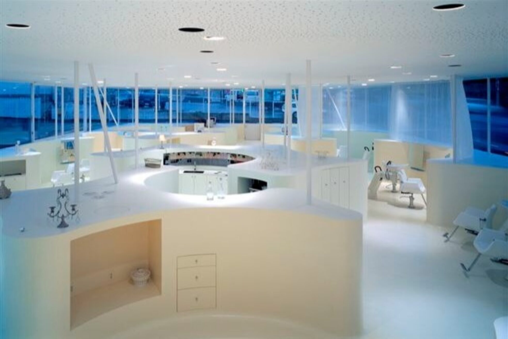 エッジロータス(EDGE lotus)1