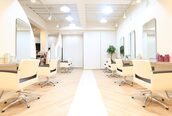 美容室 ヴィヴァーチェ 川間南口店(vivace)