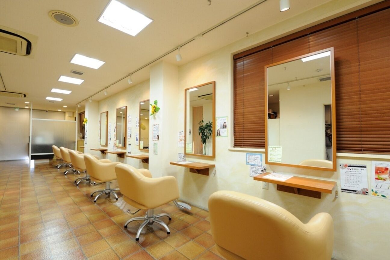 美容室 ヴィヴァーチェ 川間北口店(vivace)3