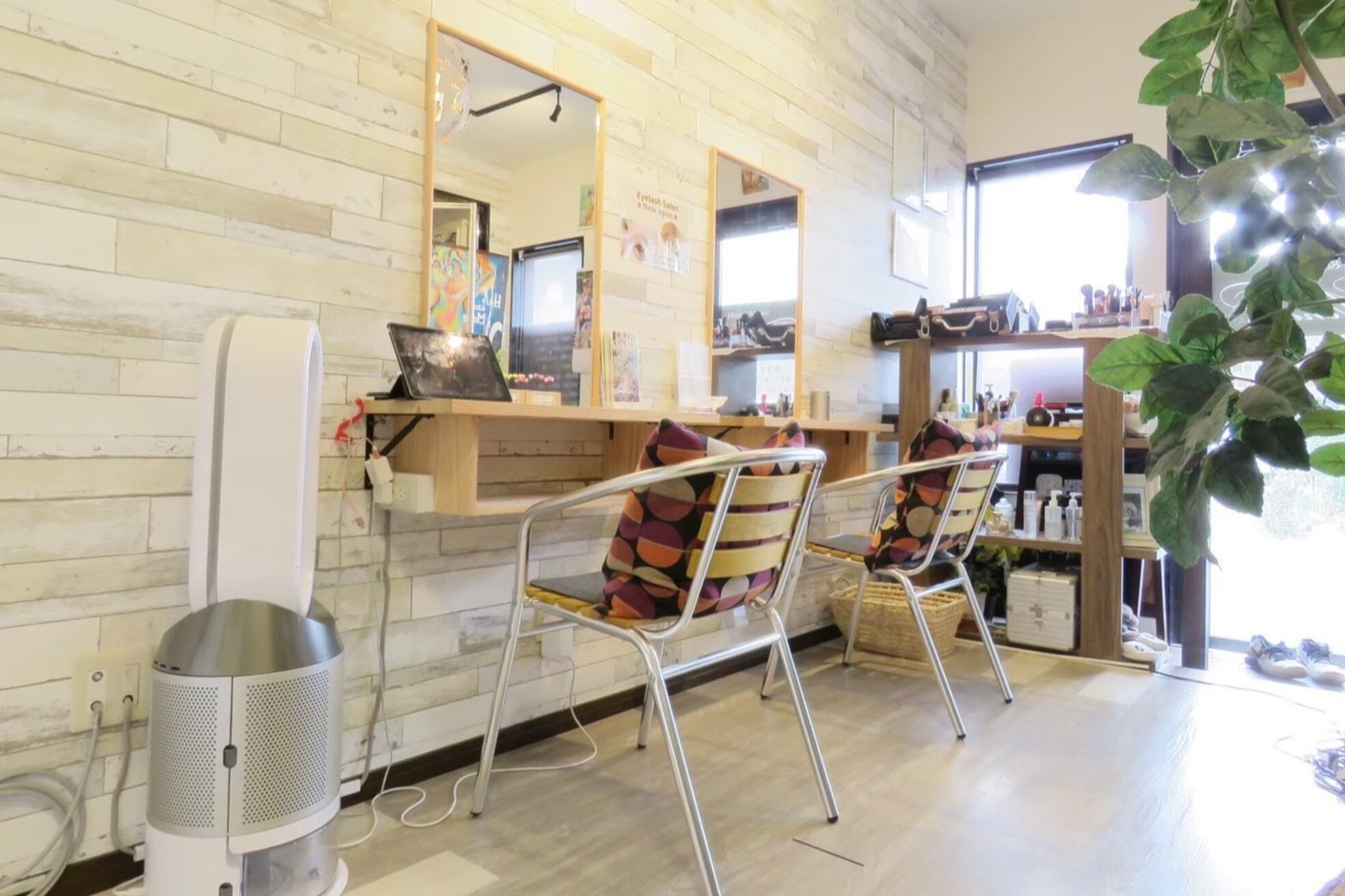 ヘアーアンドメイク ベニーレ(Hair&Make Venire)1