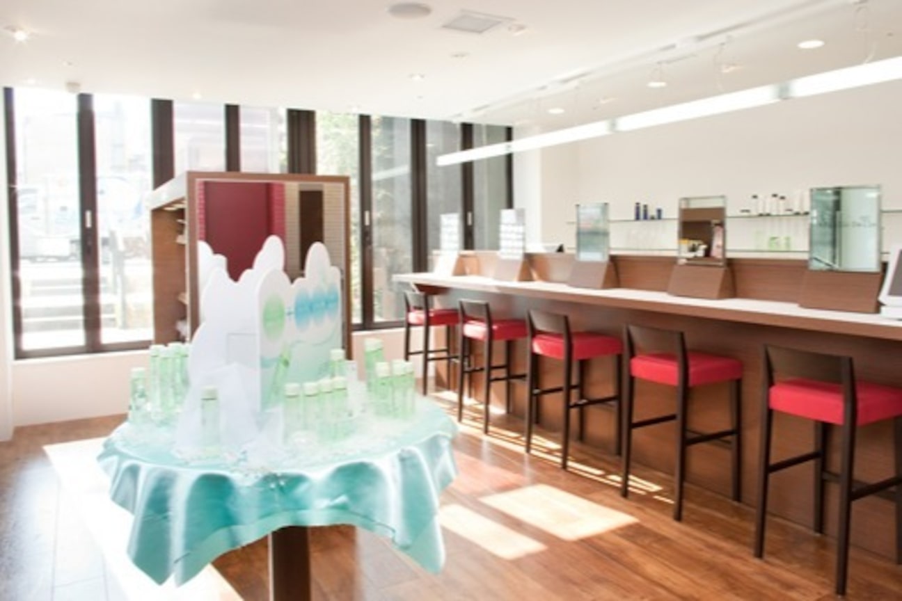 ノエビア(株式会社 ノエビア)画像1