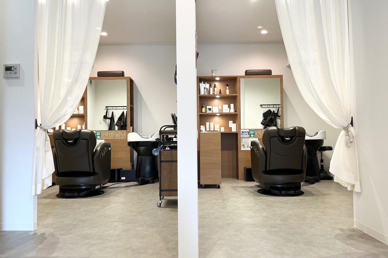 amplifier Hair & HeadSpa（ａｍｐｌｉｆｉｅｒ　Ｈａｉｒ　＆　ＨｅａｄＳｐａ）画像1