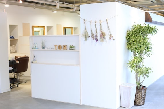 トムヘアーデザイン 楠葉店(TOM HAIR DESIGN)
