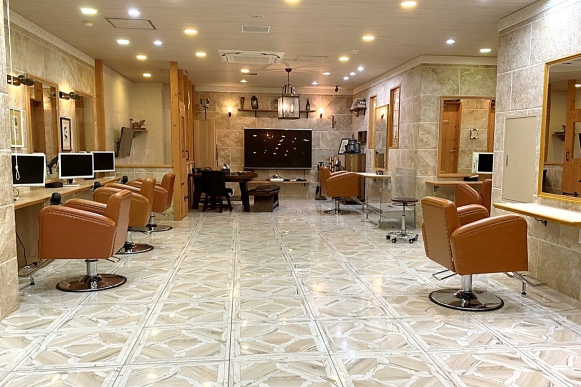 シャンティー ヒラギシ(Shanti hiragishi)3