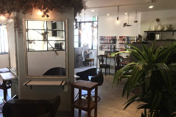シーン(hair design SCENE)