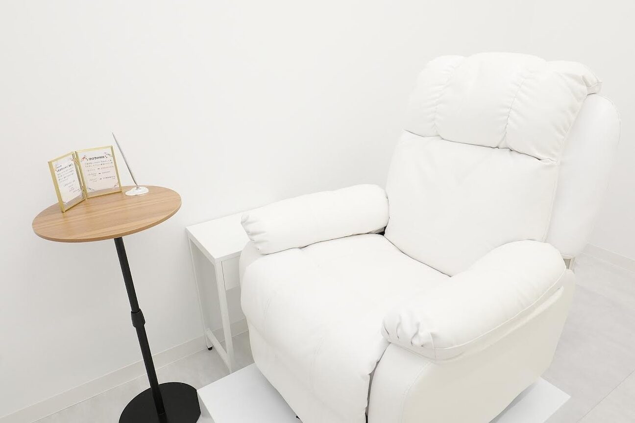 アンドエー(and...A)4