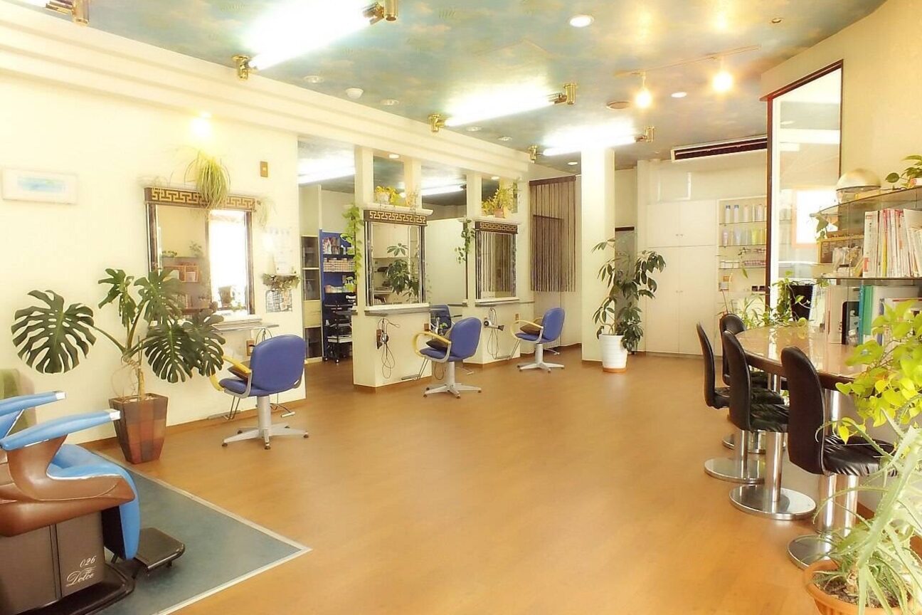 Ｈａｉｒ　Ｓａｌｏｎ　Ｓｌｅｅｋ画像1