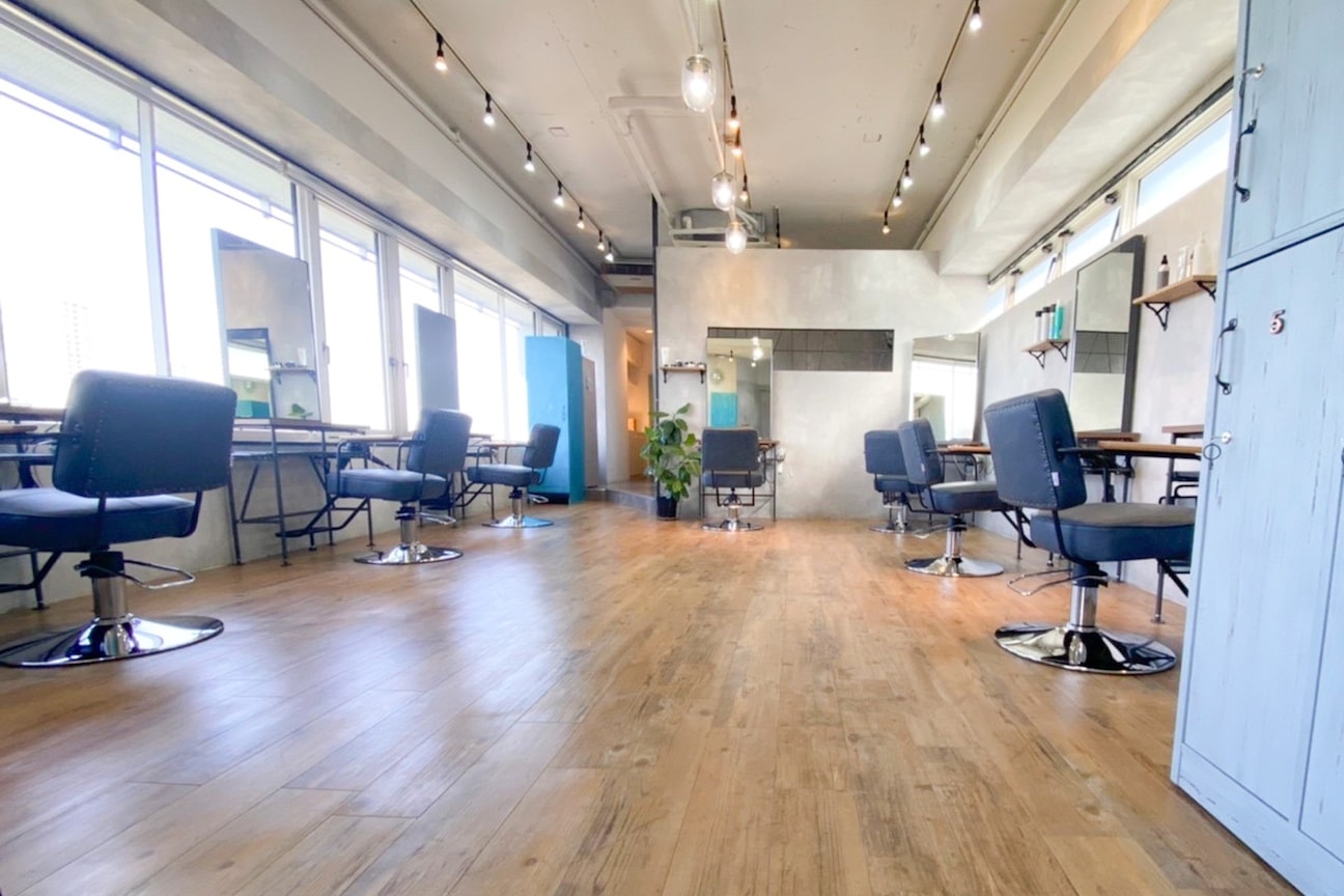 Aust hair【オースト ヘアー】(株式会社 フロンティア)画像1