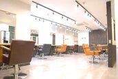 オースト ヘアー ステラ 新宿店(Aust hair Stella)