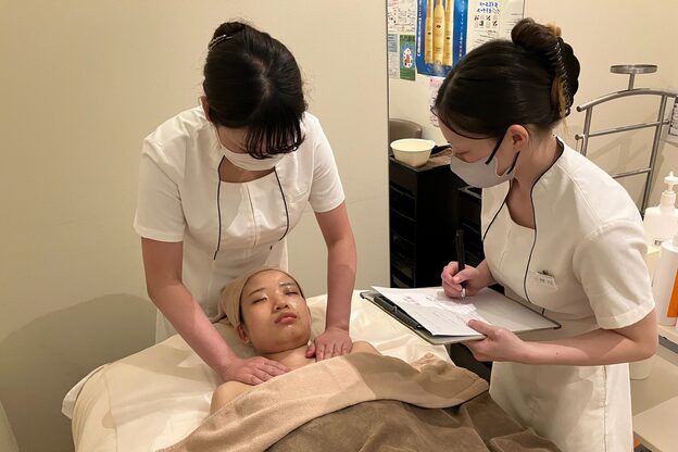 エール 甲府店(AILE)1