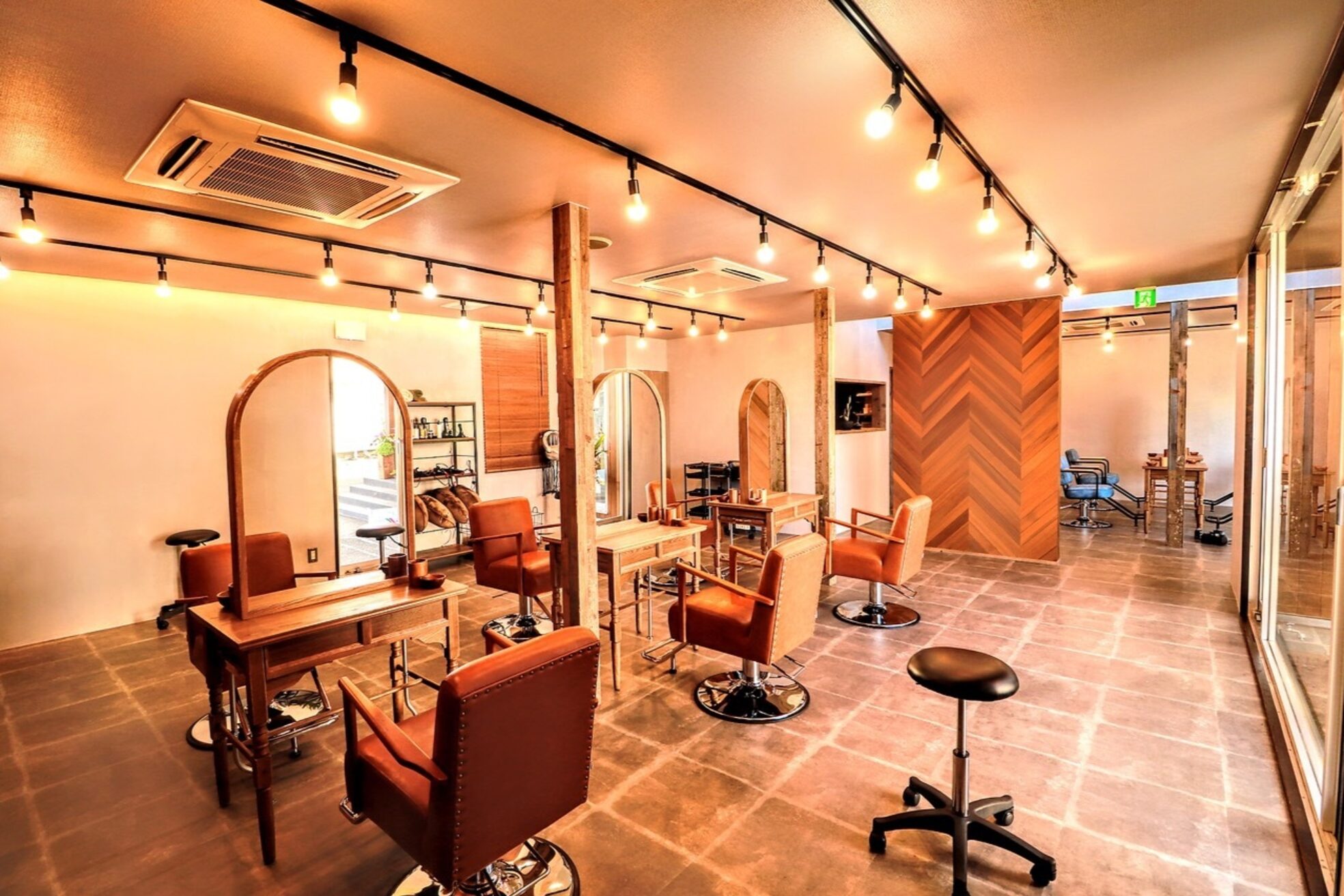 ラグヘアーワークス 草薙店(LAG HAIR WORKS)1