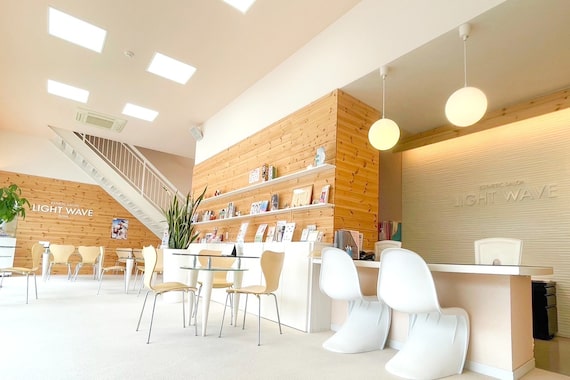 ライトウェーブ 諏訪インター店