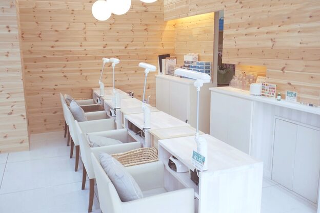 ネイルサロン ライトウェーブ 松本駅前店1