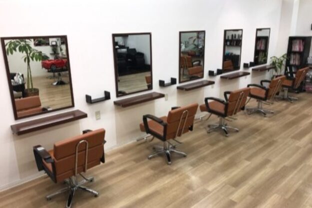 アレスヘア 下妻店(Ares’Hairz)1