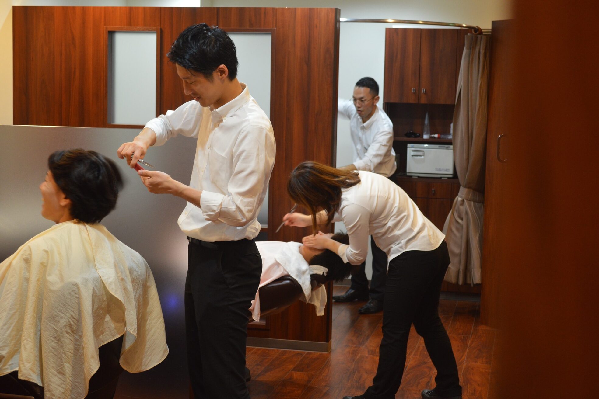 銀座マツナガ 新宿野村ビル店7