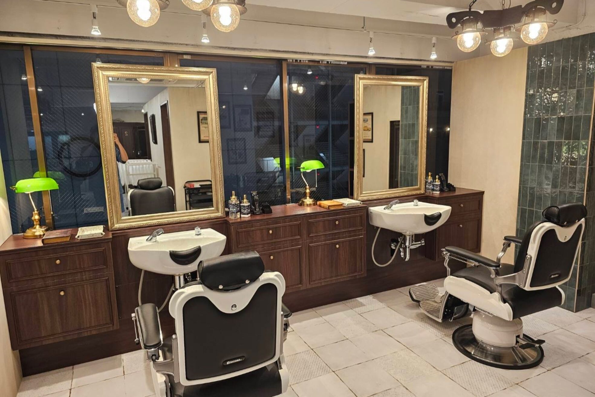 グレイスフル バーバープラチナム 六本木店(Graceful Barber platinum)6