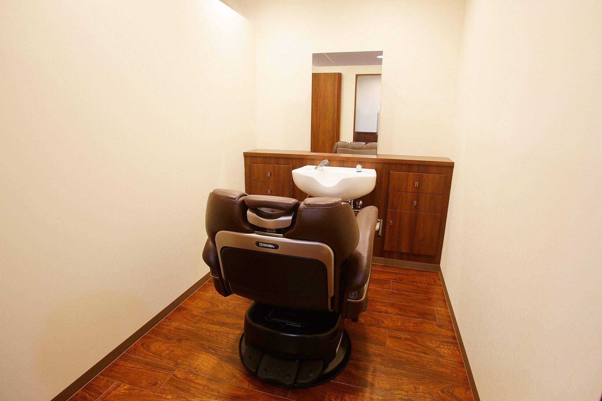 銀座マツナガ 新宿野村ビル店5