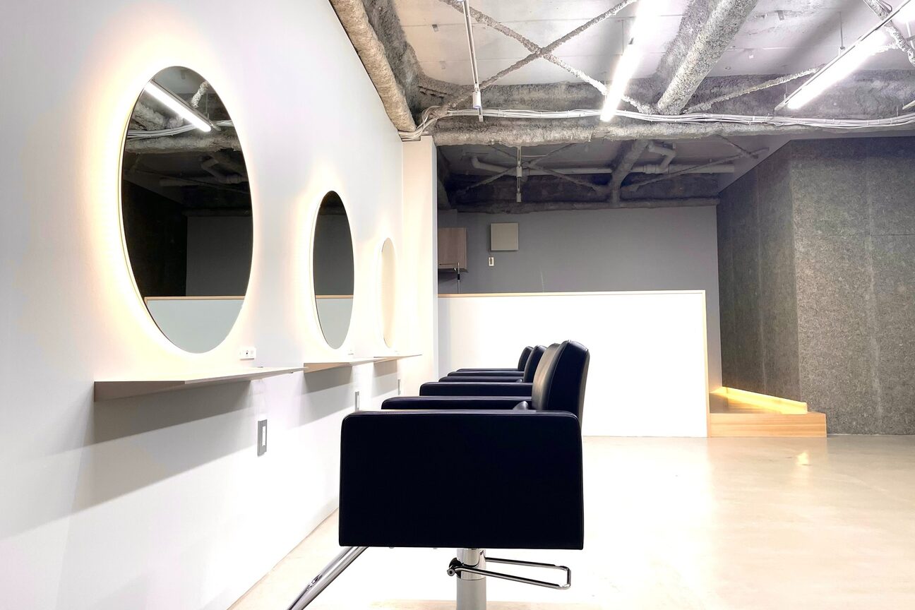 ＳＨＩＣＨＩ．神保町画像1