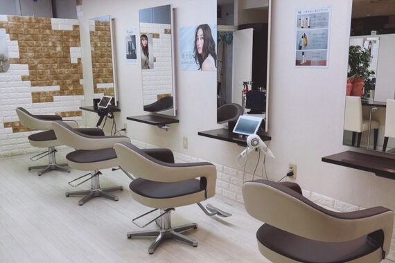 ストーリー バル 小山店(STORY VAL)