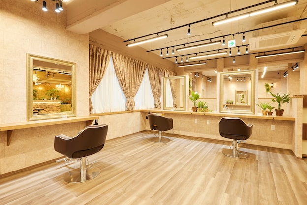 モニカ 横須賀中央店(Monica)3