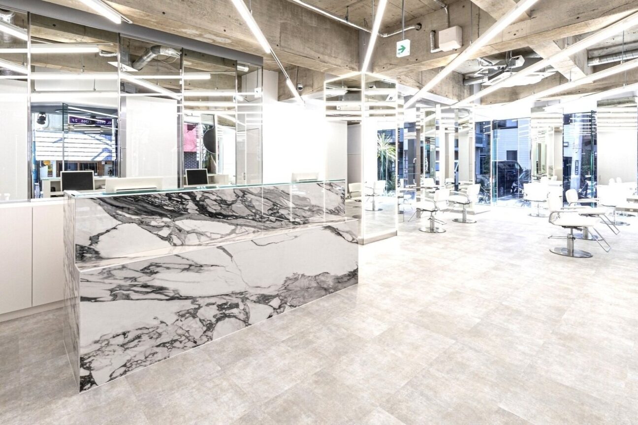 エヌーク バイ ブラウン(enurk by Brown)1