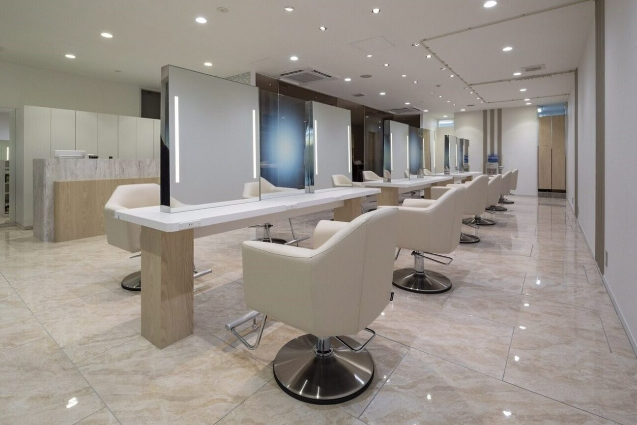 ケンジ 平塚 アネッタ(KENJE annetta)1