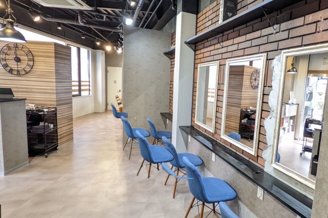 アージュ 坂戸若葉店(Age)2