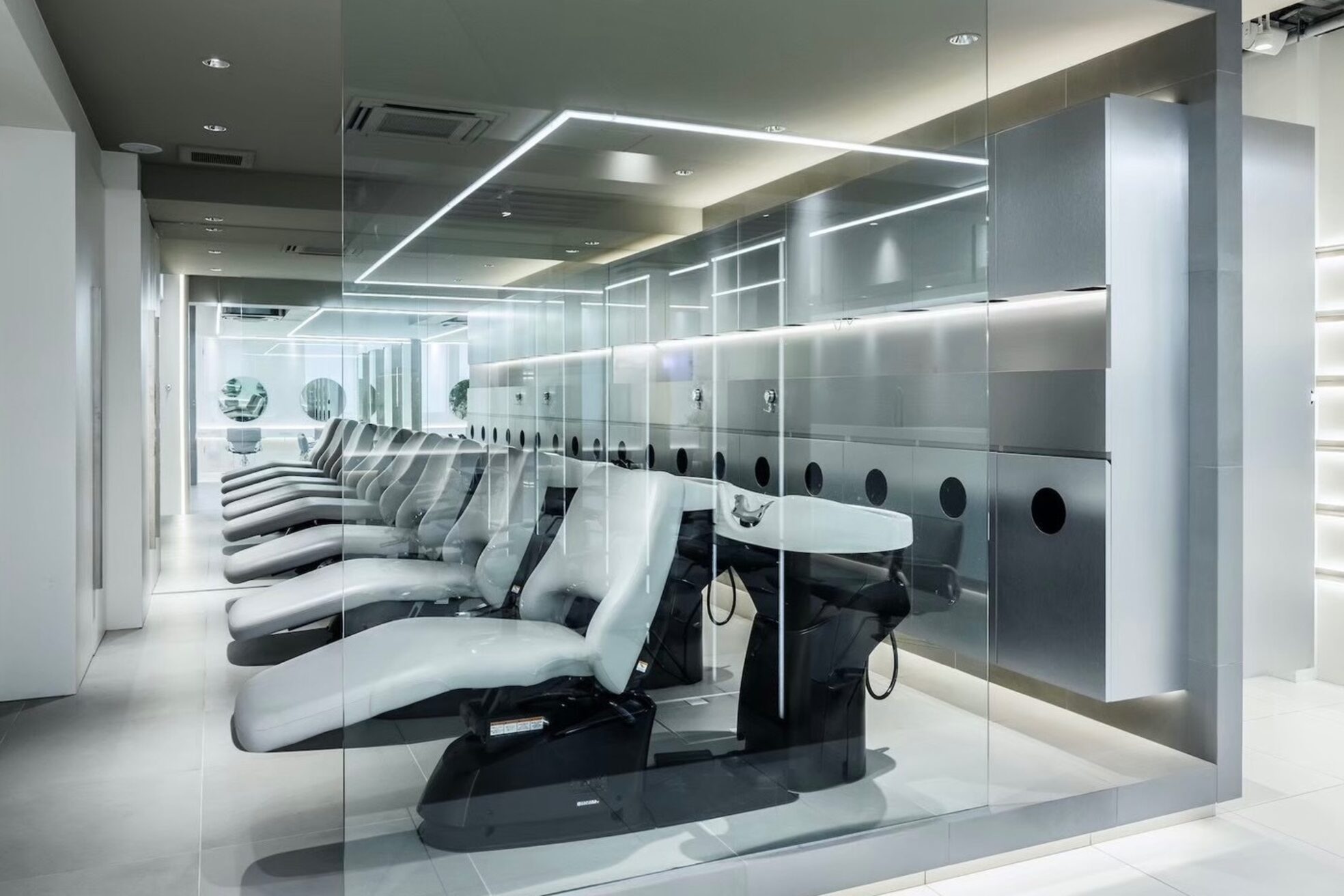 アールプラス 新宿(ar+)4