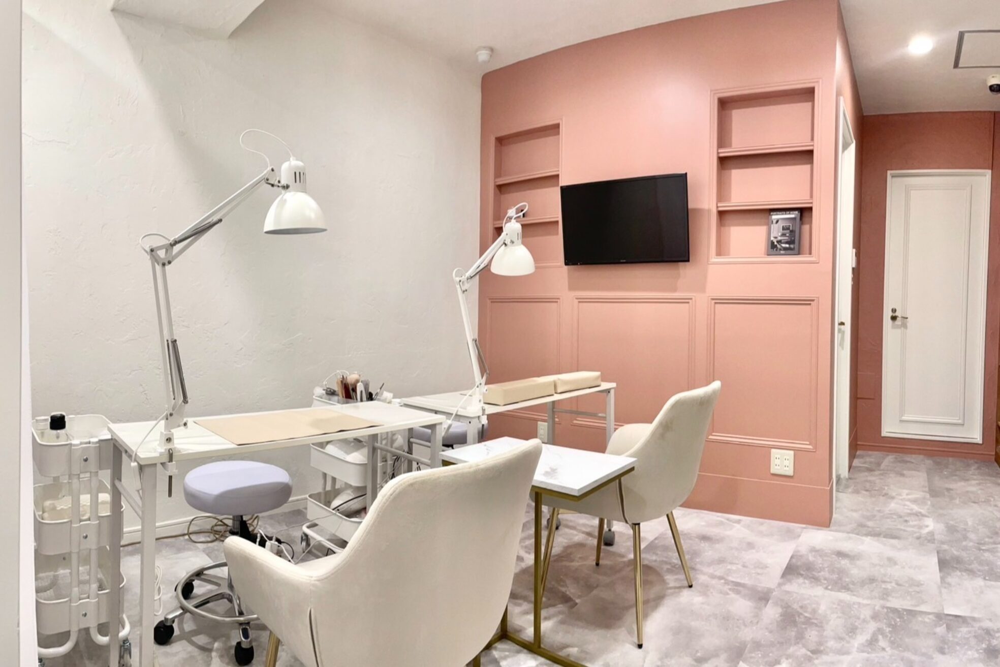 ティンバーネイルアンドアイラッシュ(Timber)2