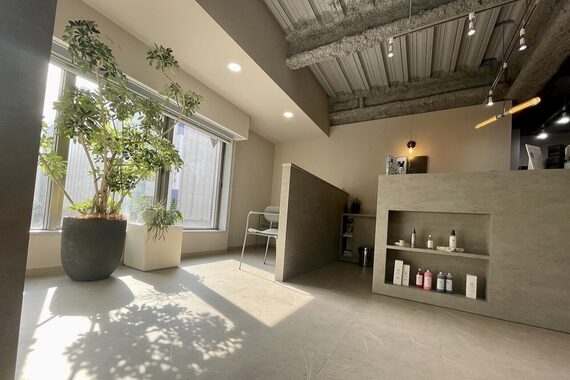 フラッグ ヘアー 天神西通り店(Flag HAIR)