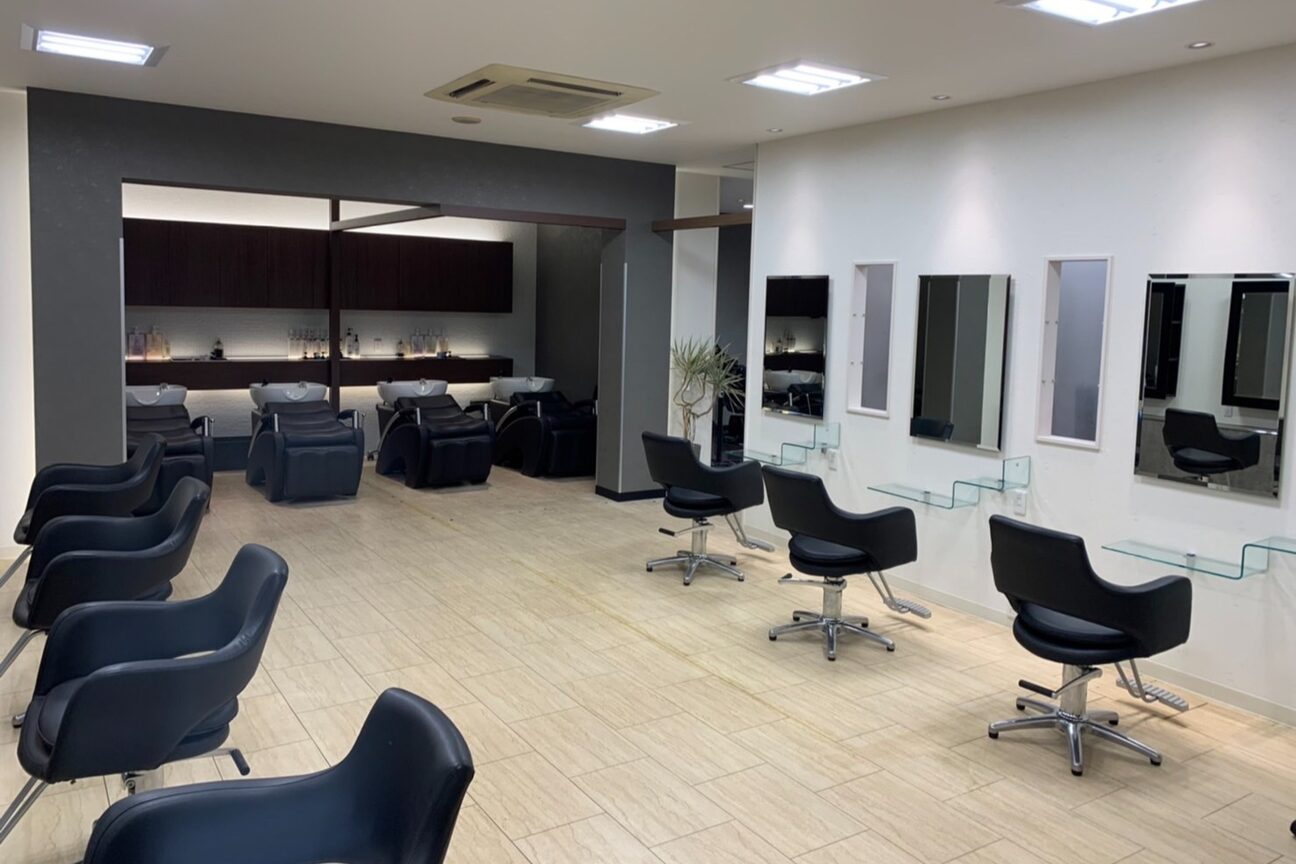 美容院・美容メーカーの総合サロン（株式会社　ブリス）画像1