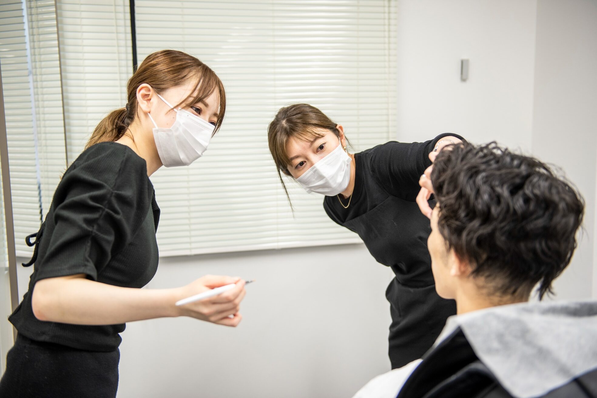 エサージュオム 新宿店3