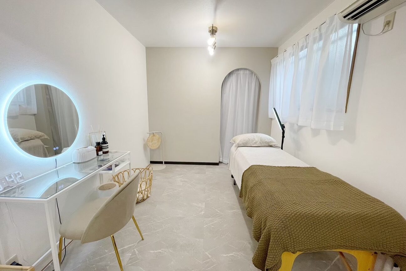 beauty salon emu（まつげと眉毛ｂｅａｕｔｙｓａｌｏｎｅｍｕ）画像1