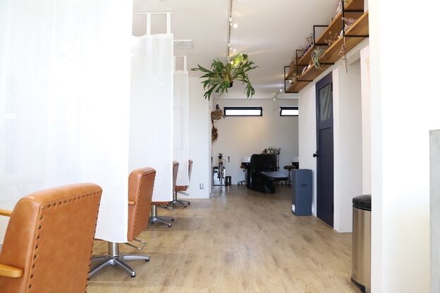 アーブル ヘアーアンドメイク(ARBRE)9