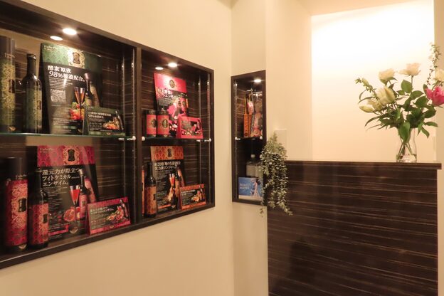 トリニティ 銀座店(TRINITY)7