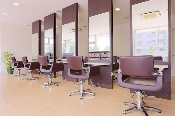 バズヘアー 土浦店(BaZu hair)