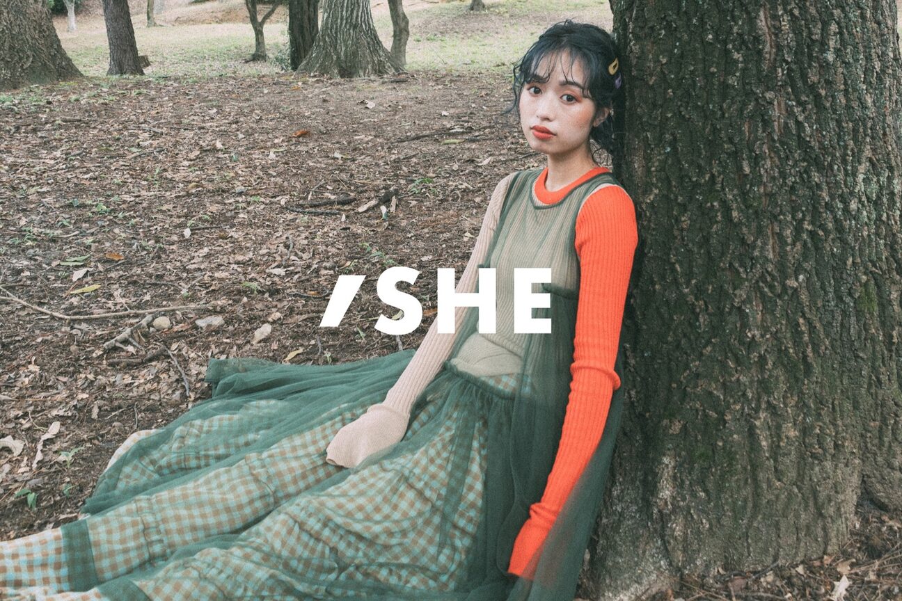 シー 岡崎(,SHE)1