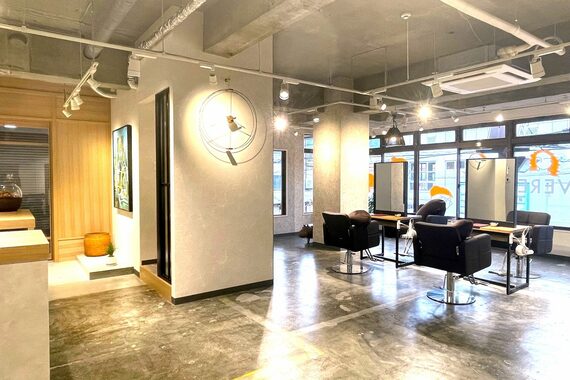 コンムオーベレ 瓢箪山店(COMMUOVERE)