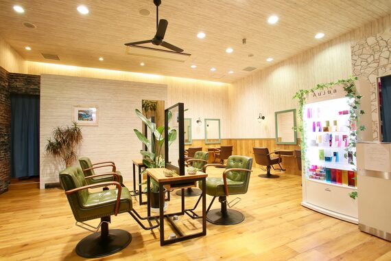 ヘアーメイクスリーク