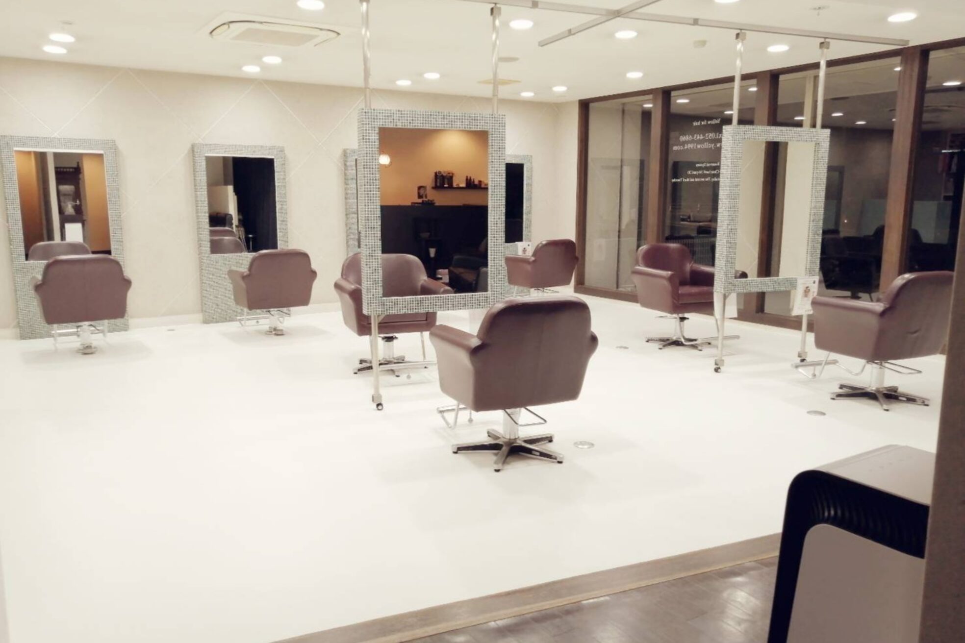 イエロー フォー ヘアー(Yellow for hair)1