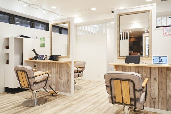 エイル 上大岡店(aile)