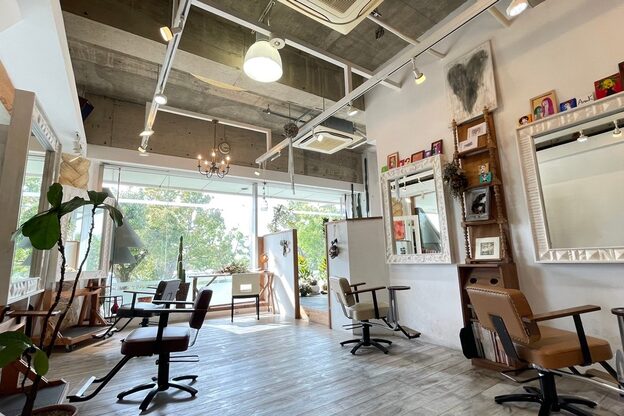 アヌーク トケ(AnouK TOKE)1