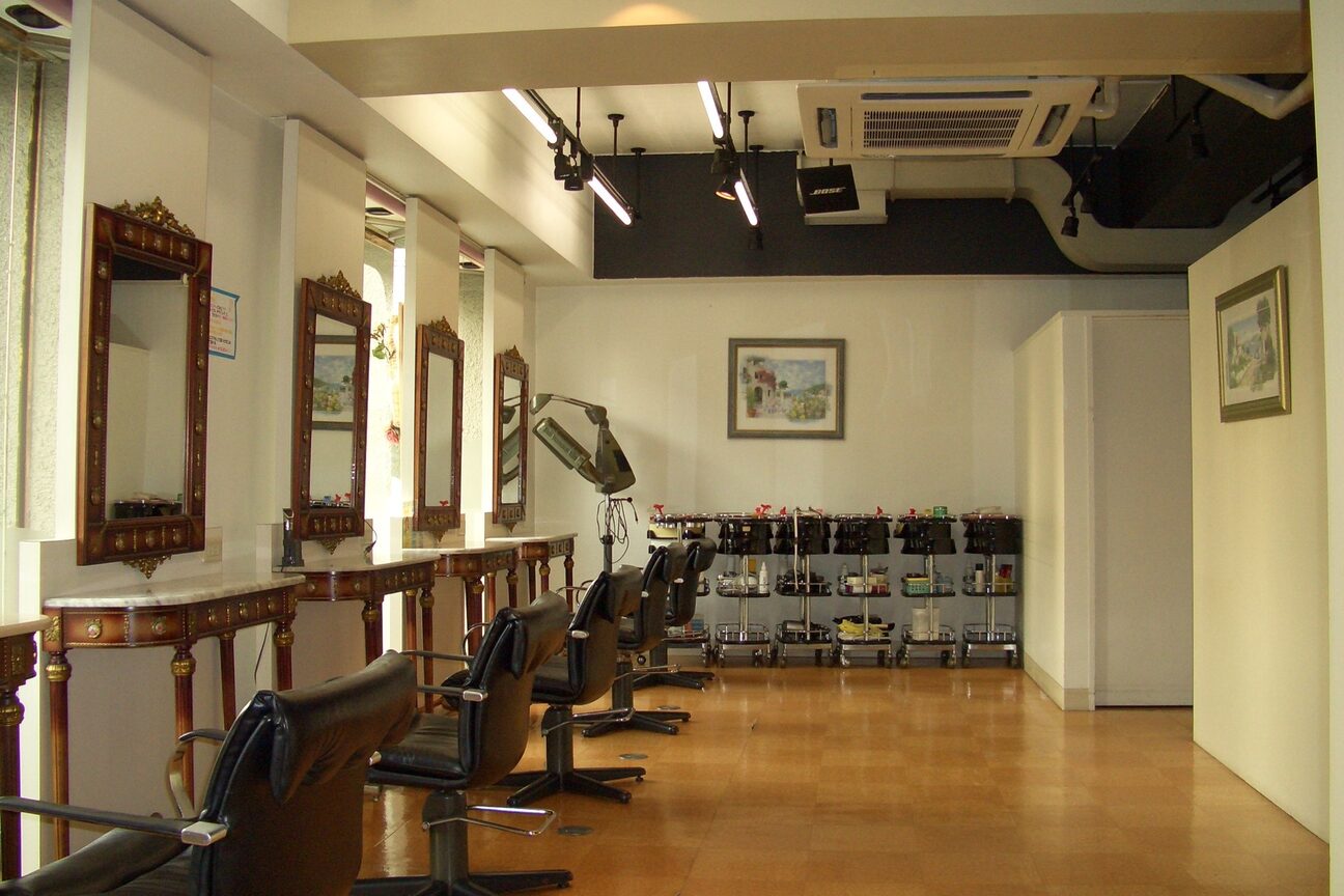 諏訪美容室（有限会社　アイ　コーポレーション）画像1