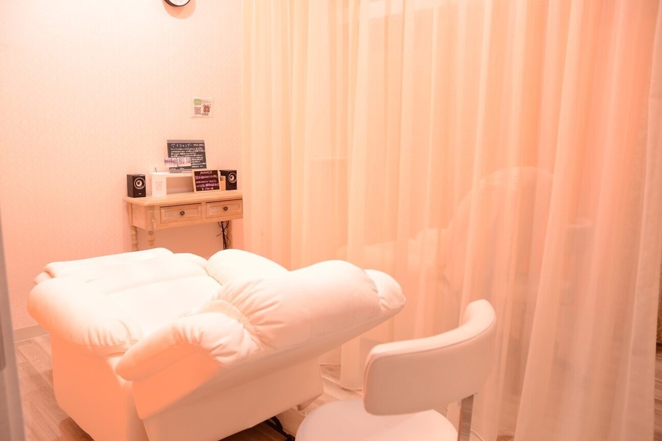 アイラッシュサロンミー(me)3