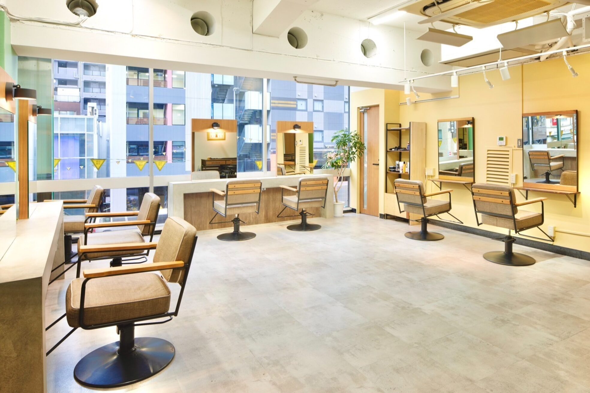 ローカル 飯田橋(Local)4