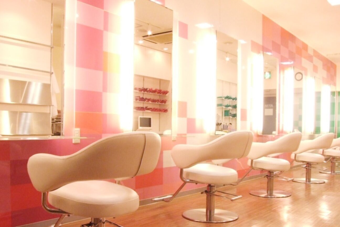 ヘアーアンドカラー ミヤ 桑園駅前店(hair & color MIYA)1