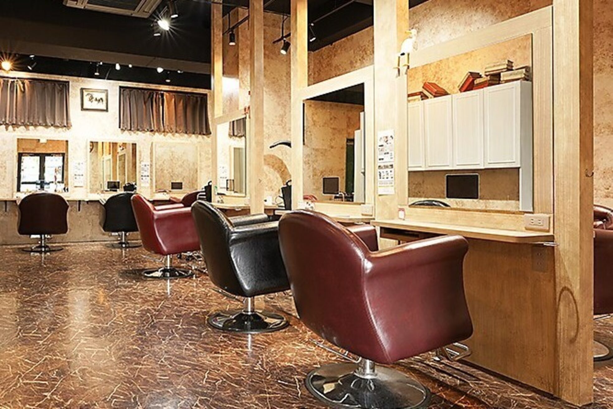 アンフィ 新杉田(Anphi)6