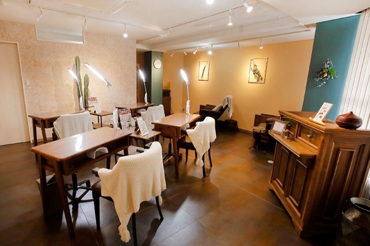 inails（株式会社　ラレーヌ）画像1