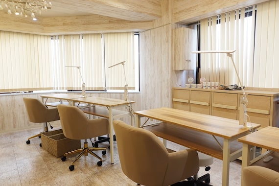 アイネイルズ 池袋店(I-nails)