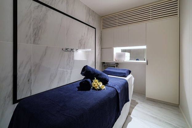 メディカルサロン エム エム エム 銀座プレミアムサロン(M.M.M.)4